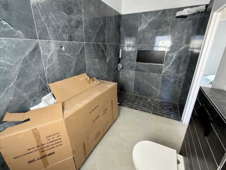 4 Bedroom Property for Sale in Sandown Western Cape